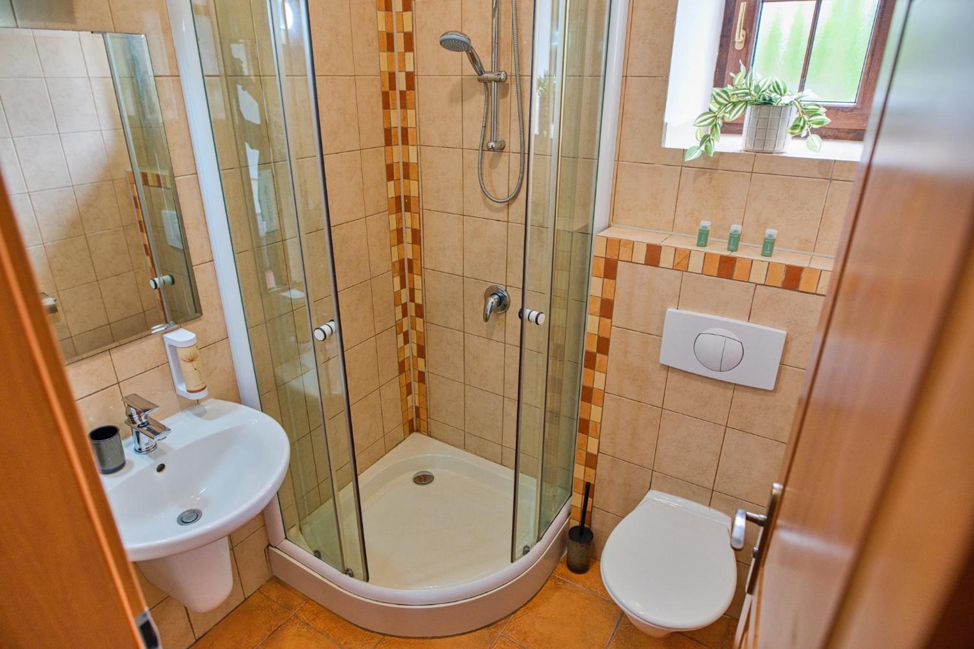 Hotel U Lipy Krusovice Kültér fotó